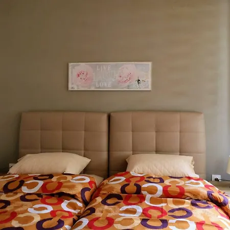 Apartment Jasmin House