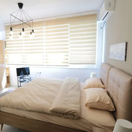 Jasmin House דירה